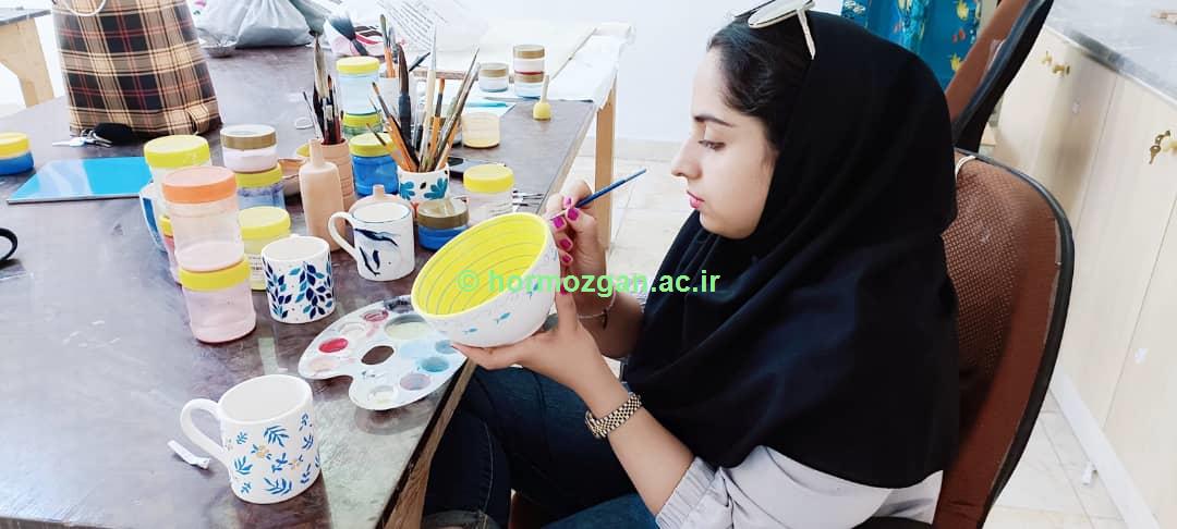 مقام دوم/بانوی افتخار آفرین ملیحه فرزانه